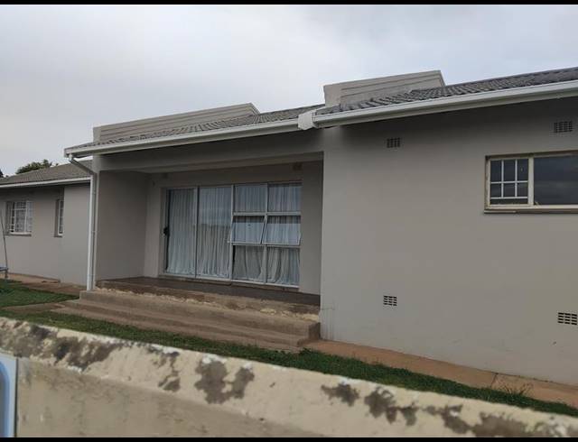 3 BEDROOM HOUSE FOR SALE IN MTHATHA CENTRAL